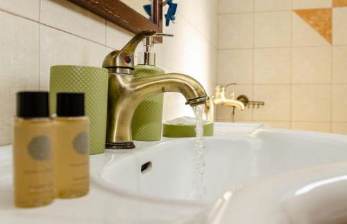 Annlexander - Photo 24