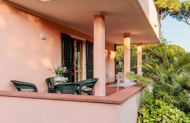 Regina Beach Villa by the Beach in Marina di Piet - Foto 65