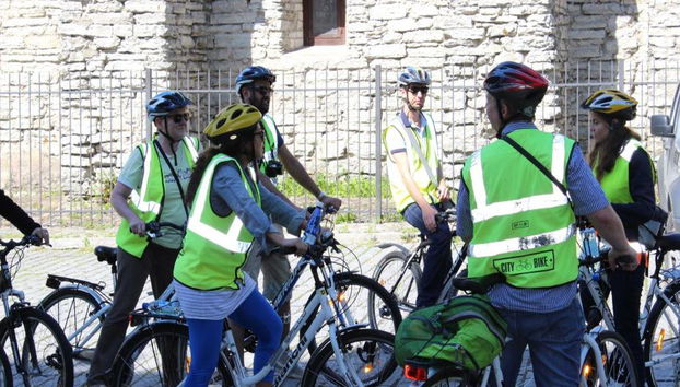 Old Town Food Tasting - Private Walking Tour - Photo 2