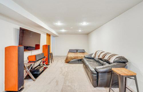 5 Mi to Dtwn Rockford Pet-Friendly Home with Yard! - Foto 21