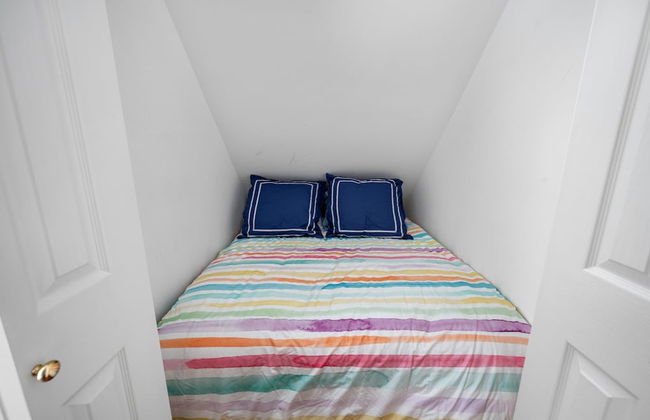 Secluded Waterfront Retreat for 23 Dock, Pets OK - Foto 9