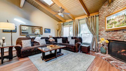 1 Mi to Diamond Peak Ski Resort Condo with Pool - Foto 4