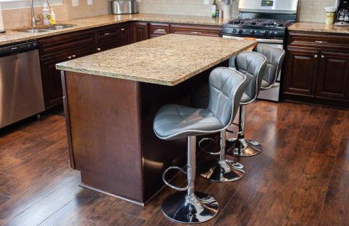 Sojourn Beautiful Family Home with Backyard in Ghent - Foto 18