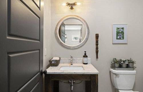 Swannanoa Serenity River Motif, Spa & Game Room - Foto 70