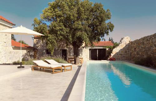 Vasantina Kamena Kućica - Foto 3