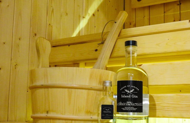 House Of Juniper - The Cabins - Photo 8