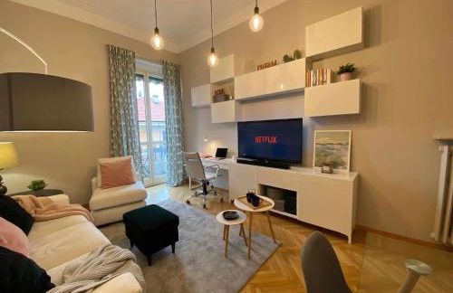 Urban Jungle apt - Self Check-in, Metro, Train - Foto 3