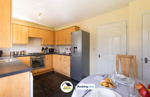 3 Bedroom House By B and R Serviced Accommodation Amesbury With Super fast Wi-Fi 145Mbps - Foto 4