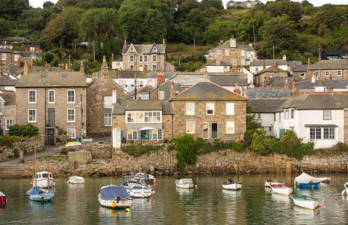 Tides Reach - Free WiFi - Harbourside - Wood Burner - Coffee Machine - Photo 25