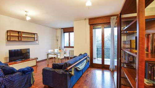 2 Bedroom Awesome Apartment In Sacile - Foto 1