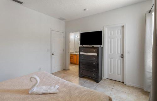 5/3 Pool Home Located in Sunset Ridge Community! - Foto 9