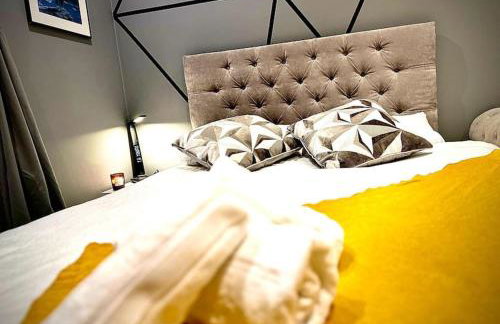 Croydon Luxury 2 Bed Apartment - Sleeps 6 - Gatwick Airport close - Foto 11