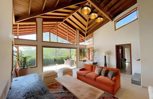 Casa ampla e confortável - Foto 1