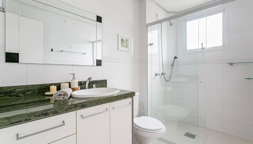 Apartamento do Marujo - Próximo da UFSC e Beira-Mar - Foto 2, towels, Shower