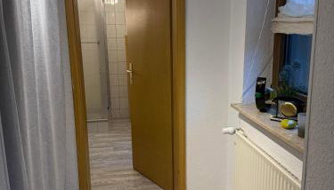 Ferienwohnung Golden Apartment Stilvoll Klar - Foto 2, wardrobe