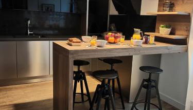 Triplex 110 m2 centre historique avec jacuzzi DINAN - Foto 2