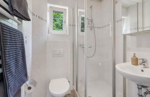 Moderne Traumwohnung mit Traumgarten - Foto 10