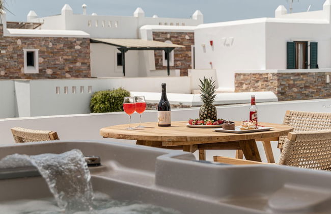 Spiros Hotel - Photo 49