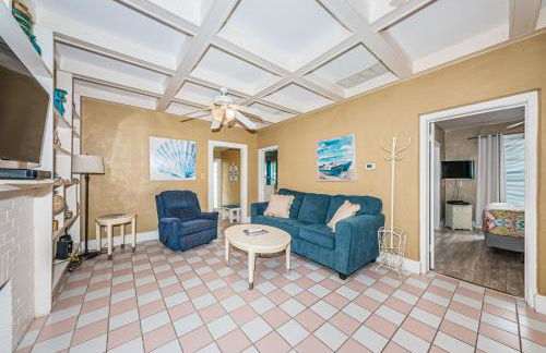 Beautiful Waterfront Beach Cottage. Sleeps 6 - Foto 17