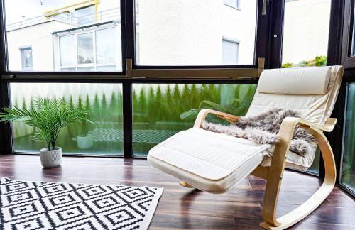 COSY-Apartment - Glazed Balkony & Carport, 70m2 - Foto 14