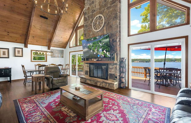 Boondock Bliss - Lakefront, Private Dock Sleeps 15! - Photo 12