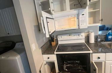 The Columbia Crash Pad Near Bases, USC, Shops - Foto 30