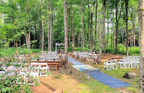 BC Log cabin with private beach river fire pit AC wifi onsite trails ski slope views - Foto 7