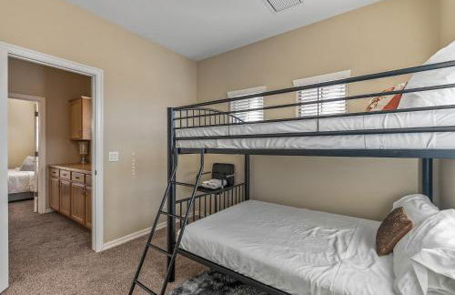 Entire Home in Surprise Downtown, Arizona - Foto 26