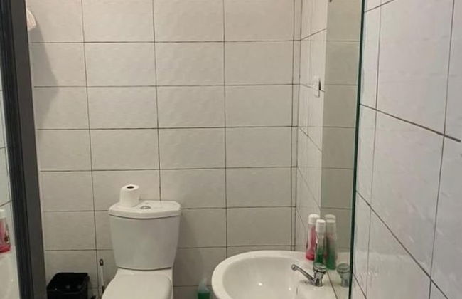 3 Bed Villa-private Garden-offstreetparking-aircon - Photo 12