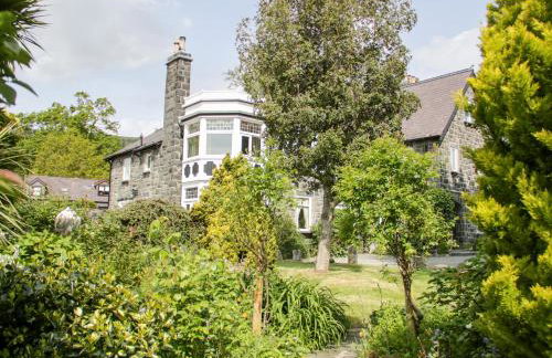 Gwern Borter Manor - Photo 50