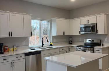 Comfortable Home Near Downtown Burlington NC - Foto 9