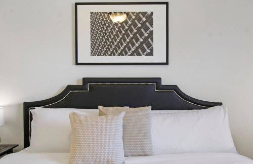 Ideal, Spacious & Furnished 1BR Apartment - Cullom C2 - Photo 11