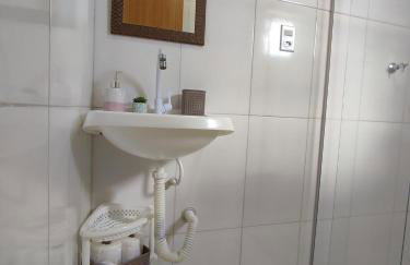 Apartamento para 6 pessoas custo benefício a 7 km da praia - Foto 50