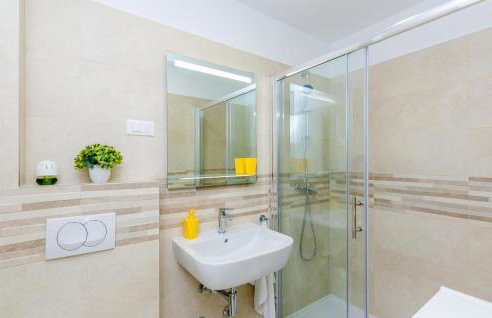 Amazing Home In Gruda With Wifi - Foto 48