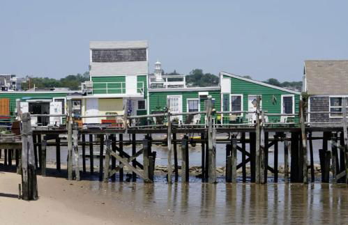 NEW AC 1 Bedroom w Private Deck & Patio - Photo 23