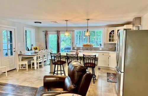 The Winnisquam Jewel-An Elegant Lakefront Retreat - Foto 3