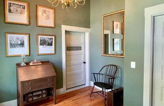 The Ruebling House Historic Defiance Apartment! - Foto 8