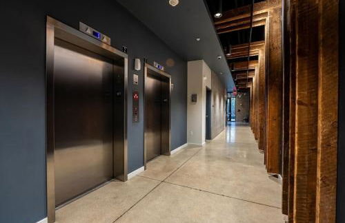 Heart of Downtown Apt with City View, Walkable to HotSpots - Foto 21
