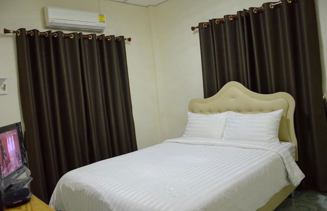 Rungrudee Homestay - Photo 2