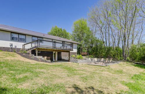 Dry Ridge Farmhouse with Hot Tub and Game Room! - Foto 25