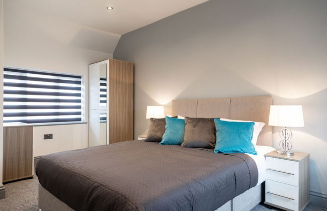 4 Bed - Sleeps 6 - Private Garden - Free Parking - Foto 12