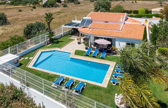 Maria in Albufeira With 6 Bedrooms and 5 Bathrooms - Photo 21