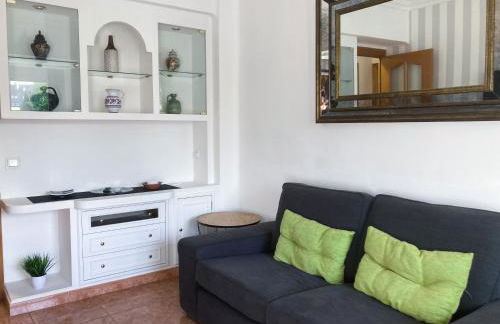 Luninoso y práctico apartamento en el centro con amplio parking incluido - Photo 5