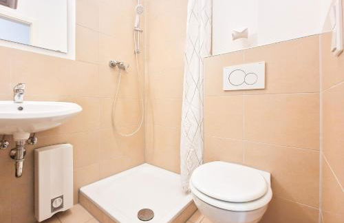 Tolstov Apartments - 1 or 4 Room Apartments - 15 Min to Messe DUS - 10 Min Old Town DUS - Foto 31