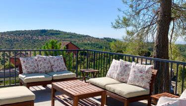 Chalet a estrenar, espectaculares vistas a la montaña - Foto 4