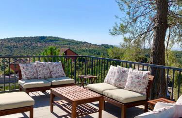 Chalet a estrenar, espectaculares vistas a la montaña - Foto 4