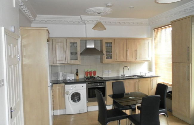 Access Earl's Court - Foto 5