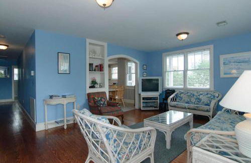 Craft Upper Unit by Bryant Real Estate - Foto 3