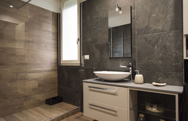 2 Bedrooms Flat with Parking near Metro Stop - Foto 30