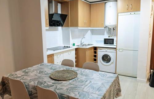 Apartamento en la playa con garaje - Foto 8